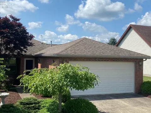 88 Crestwood Dr, Willard, OH 44890