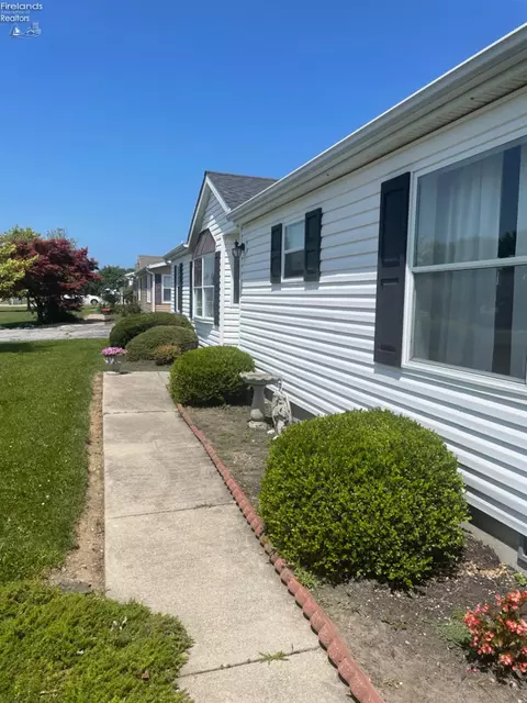271 Spring Crest Dr, Marblehead, OH 43440 photo 45