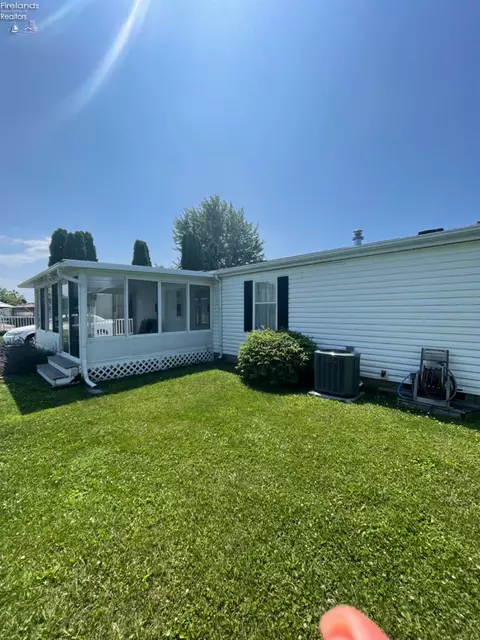 271 Spring Crest Dr, Marblehead, OH 43440 photo 41