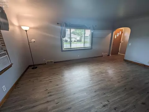 60 W Broad St, Monroeville, OH 44847 photo 3