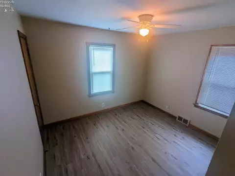 60 W Broad St, Monroeville, OH 44847 photo 7