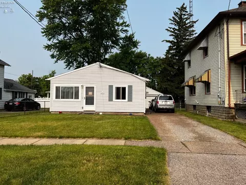 629 Clinton, Sandusky, OH 44870