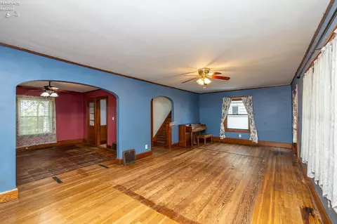 153 Denison Ave, Elyria, OH 44035 photo 5