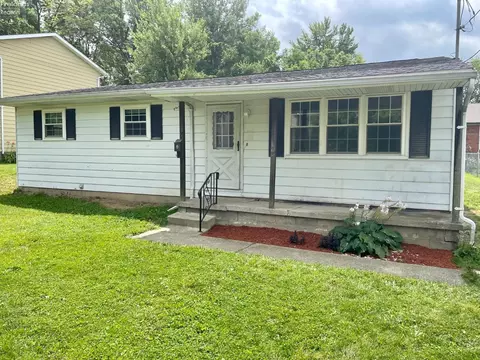 17 Bouscay Ave, Norwalk, OH 44857