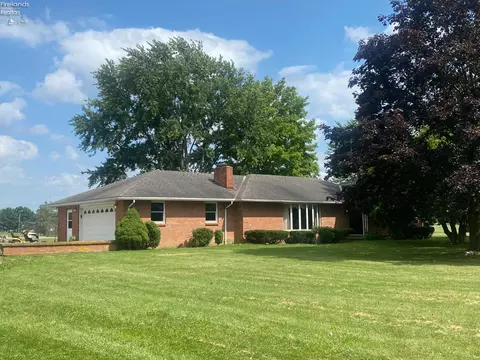 29 New St, Greenwich, OH 44837