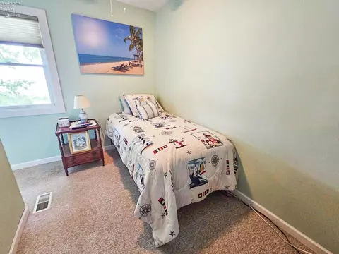 5821 E Saylor St, Marblehead, OH 43440 photo 23
