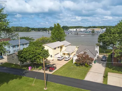 5821 E Saylor St, Marblehead, OH 43440 photo 39
