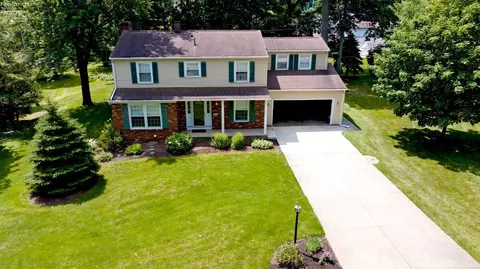 341 Brunswick Dr, Huron, OH 44839