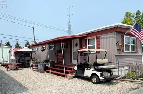 5640 E Twinbeach Rd #37, Port Clinton, OH 43452