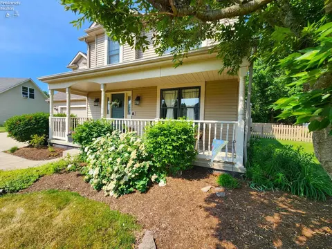 113 Teal St, Elyria, OH 44035 photo 4