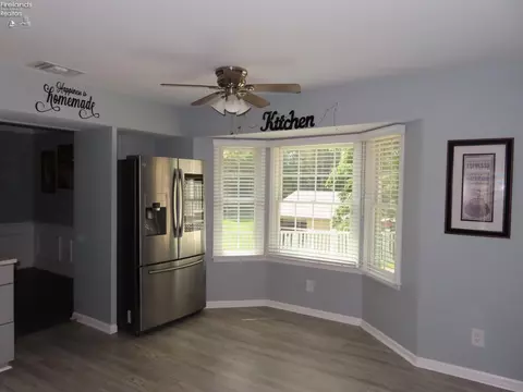 2110 Scheid Rd, Huron, OH 44839 photo 9