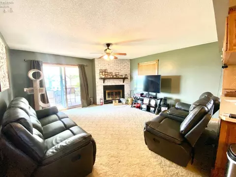 4664 S Cr 591, New Riegel, OH 44853