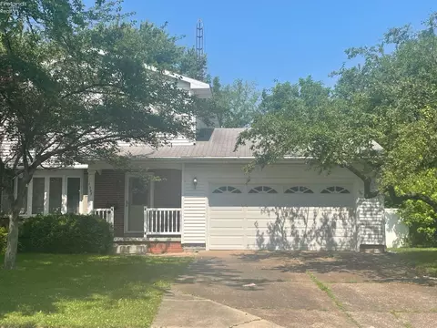 1237 Chalet Dr, Sandusky, OH 44870 photo 1