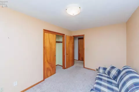 1087 N Pasadena Ave, Elyria, OH 44035 photo 19