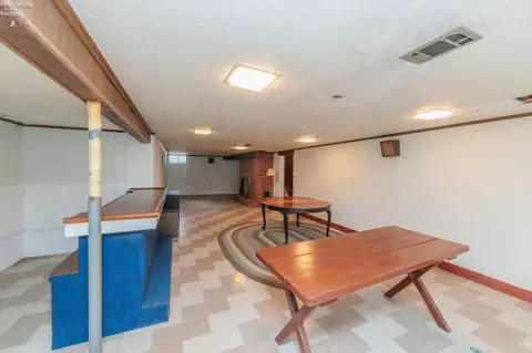 1087 N Pasadena Ave, Elyria, OH 44035 photo 35