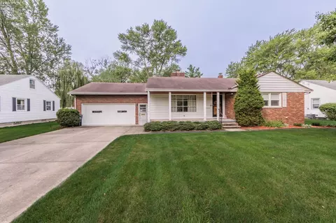 1087 N Pasadena Ave, Elyria, OH 44035