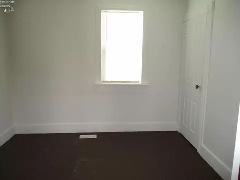 152 Sinclair St, Bellevue, OH 44811 photo 5