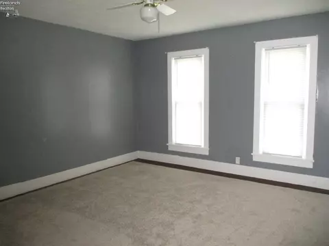 152 Sinclair St, Bellevue, OH 44811 photo 9