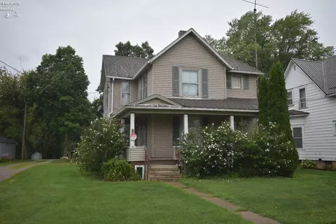 22 S Church St, Willard, OH 44890