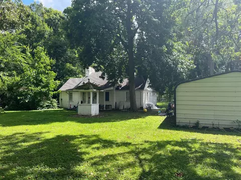 825 Center St, Bellevue, OH 44811