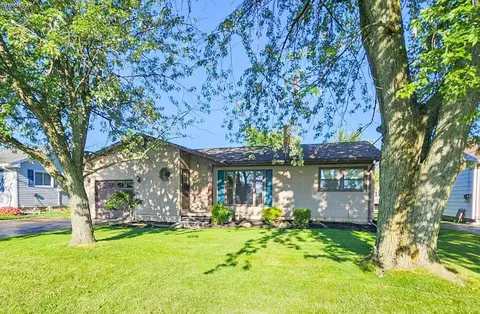 826 Flat Rock Rd, Bellevue, OH 44811
