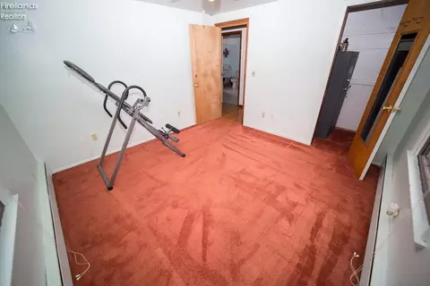 8861 Leavitt Rd, Elyria, OH 44035 photo 6