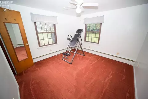 8861 Leavitt Rd, Elyria, OH 44035 photo 4