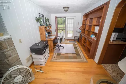 8861 Leavitt Rd, Elyria, OH 44035 photo 21