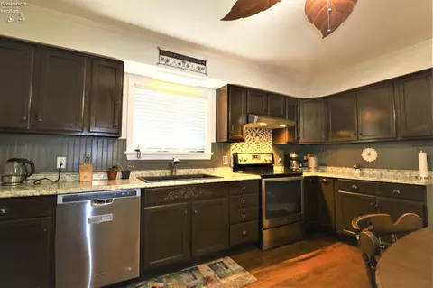 3572 S New State Rd, Willard, OH 44890 photo 6