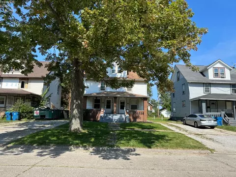 1881 E 34th St, Lorain, OH 44055