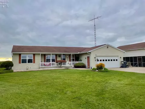 2522 County Road 302 S, Bellevue, OH 44811