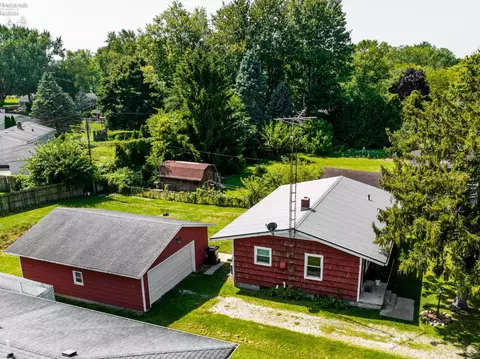 4137 Limerick Rd, Clyde, OH 43410 photo 3