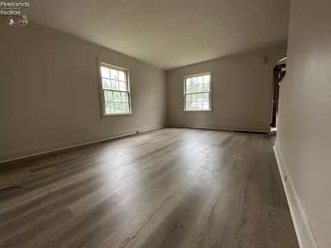 210 High St, Elyria, OH 44035 photo 34