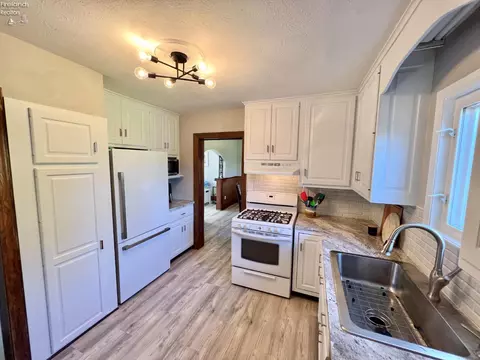 1015 S Main St, Huron, OH 44839 photo 9