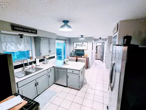 925 Glenview Dr, Huron, OH 44839 photo 8