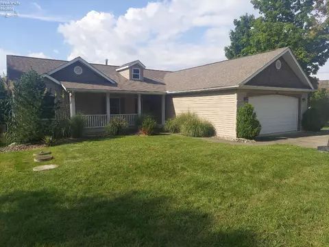 1131 Meadowview Rd, Willard, OH 44890 photo 2