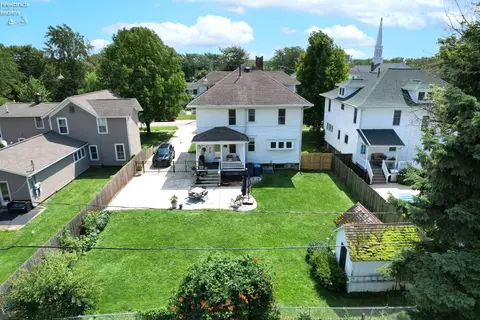 217 Center St, Huron, OH 44839 photo 5