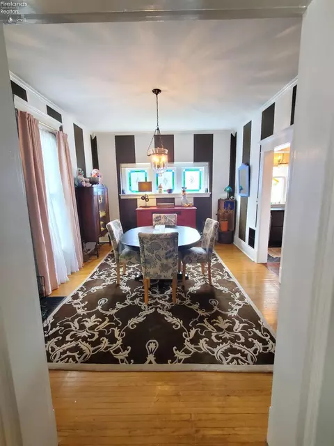 217 Center St, Huron, OH 44839 photo 32