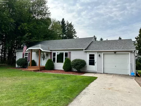 5516 St Rt 101, Clyde, OH 43410 photo 2