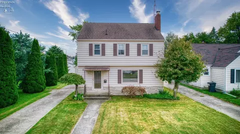211 Huffman St, Bellevue, OH 44811