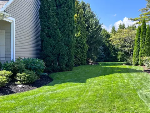 607 Heron Dr, Huron, OH 44839 photo 2