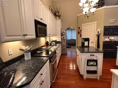 607 Heron Dr, Huron, OH 44839 photo 11