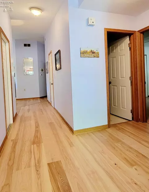 816 Elizabeth Dr, Huron, OH 44839 photo 25