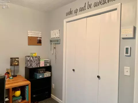654 Holiday Dr, Willard, OH 44890 photo 22