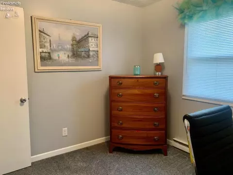 654 Holiday Dr, Willard, OH 44890 photo 23