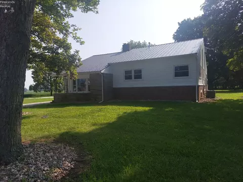1872 Section Line Road 30, Willard, OH 44890