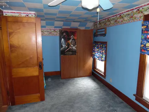 805 Clark St, Willard, OH 44890 photo 18