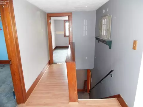 805 Clark St, Willard, OH 44890 photo 16