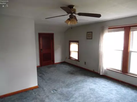 805 Clark St, Willard, OH 44890 photo 13