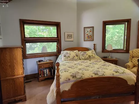 1214 Prairie St, Marblehead, OH 43440 photo 23